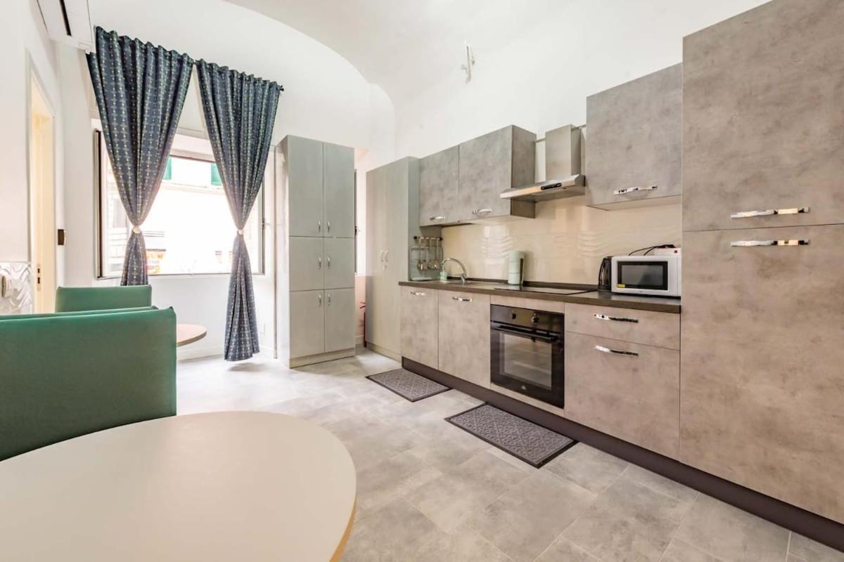 1 Eternal Residency Aparthotel *